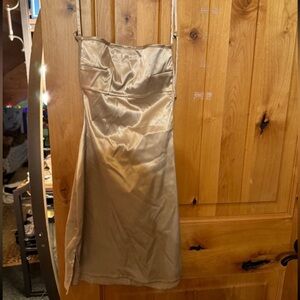 Satin backless dress